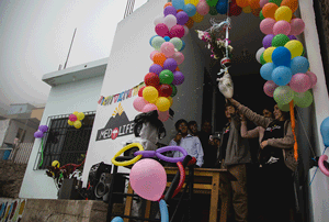 MEDLIFE-escalera-voluntariado-corporativo MEDLIFE-escalera-voluntariado-corporativo